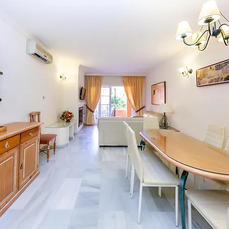 Apat. Oasis Rivera Del Sol Ii Apartment
